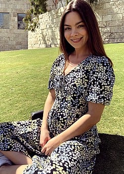 Scarlett Byrne image 2 of 4