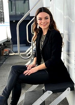Scarlett Byrne image 3 of 4