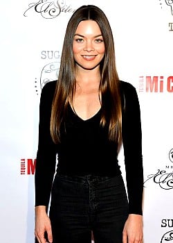 Scarlett Byrne image 4 of 4