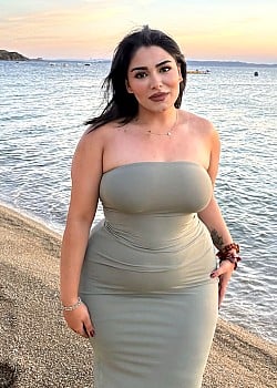 Secil Pinar image 1 of 4
