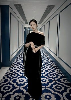 Selene Lee image 2 of 2