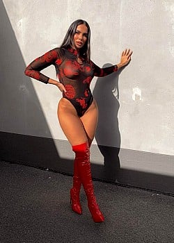 Selina Groetzner image 1 of 2