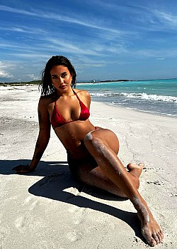 Semia Krifi image 3 of 3
