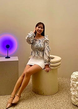 Seonhee Kim image 3 of 3