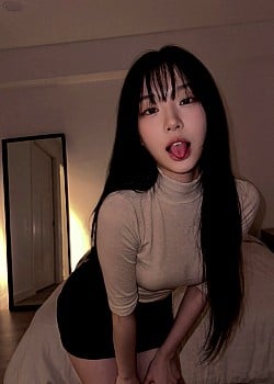 Sera Choi image 2 of 2