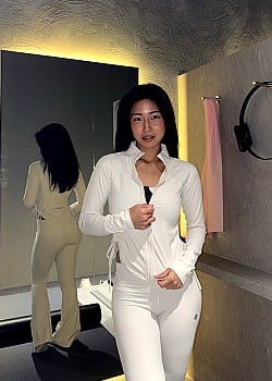 Seunghee image 4 of 4