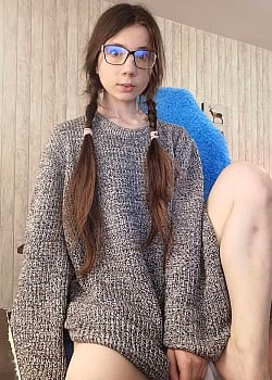 Sexy B0rsch image 1 of 3