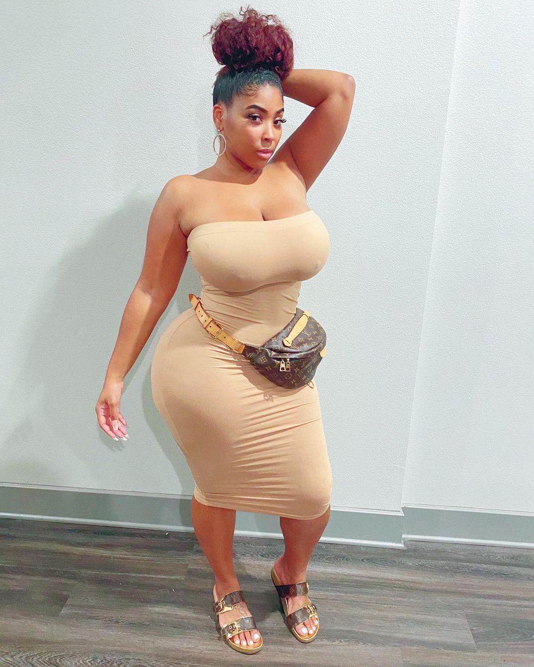 Shadee Monique - Free pics, galleries & more at Babepedia