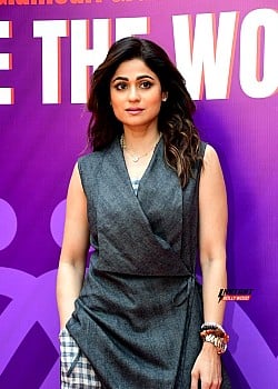 Shamita Shetty image 3 of 3