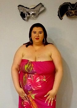 Shanelle Savage image 1 of 4