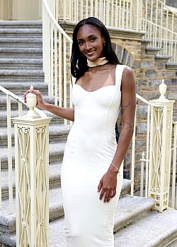 Shanna Esters image 2 of 3