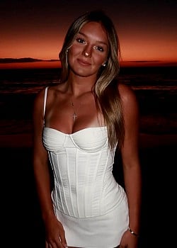 Shannon Kenneally image 2 of 4