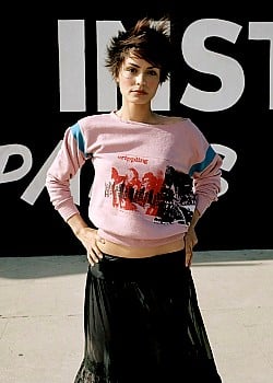 Shannyn Sossamon image 2 of 4