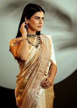 Sharmiela Mandre image 2 of 4