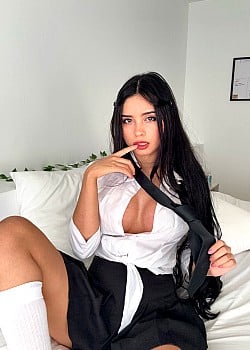 Shawty Lanna image 2 of 3