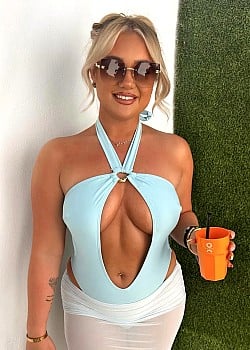 Shayana Tucker image 2 of 3
