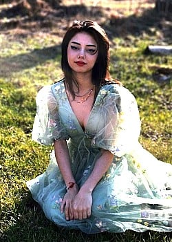 Shea Briar image 2 of 4