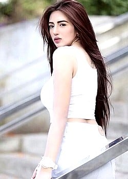 Sheemmy Ferrer image 1 of 2