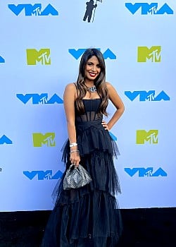 Sheena Melwani image 1 of 1