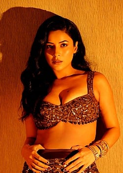 Shehnaaz Gill image 4 of 4