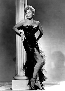 Shelley Winters image 1 of 3