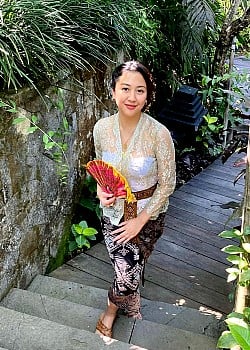 Sherina Sinna image 1 of 1