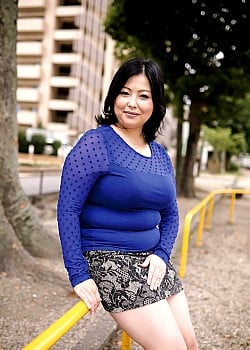 Shiho Terashima image 3 of 3