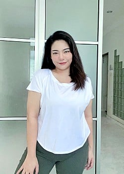 Shileen Yang image 3 of 4