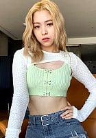 Shin Ryu-jin profile photo