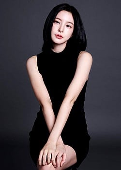 Shin Soo-hyun image 2 of 3
