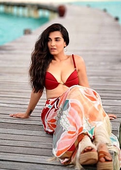 Shiny Doshi image 2 of 2