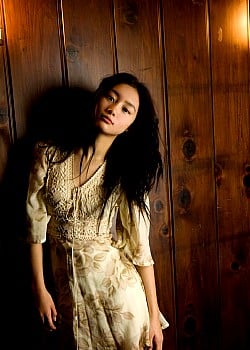 Shioli Kutsuna image 2 of 2