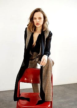 Shira Haas image 4 of 4