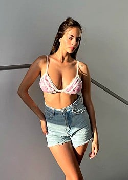 Shira Sellouk image 1 of 2