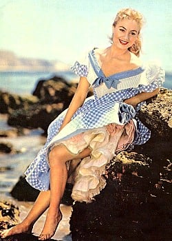 Shirley Jones image 1 of 4