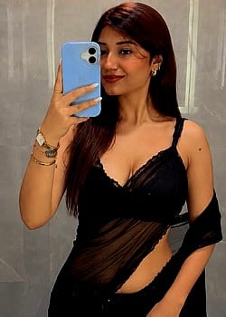Shivangi Singh image 3 of 3