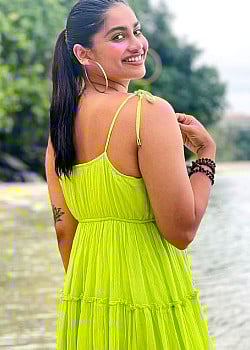 Shivani Narayanan image 2 of 4