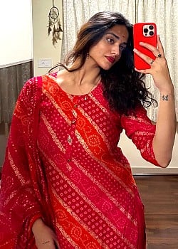 Shreya Vishakant image 3 of 4