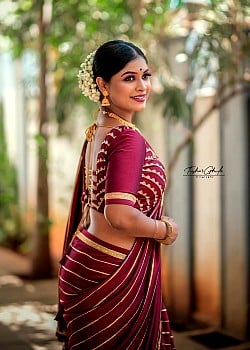 Shrutika Londhe image 2 of 2