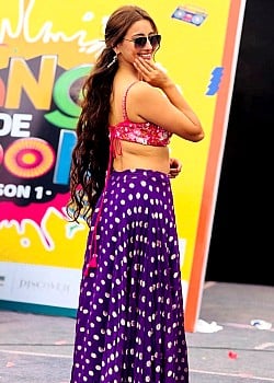 Shweta Mahara image 4 of 4