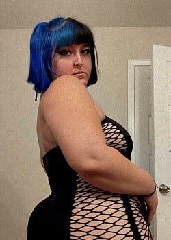 Shylynn Oaks image 1 of 1