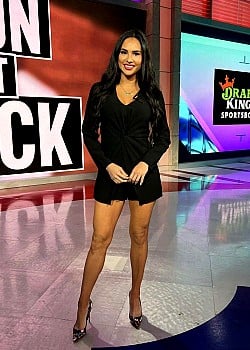 Siera Santos image 2 of 4