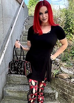 Sierra Waff image 1 of 2