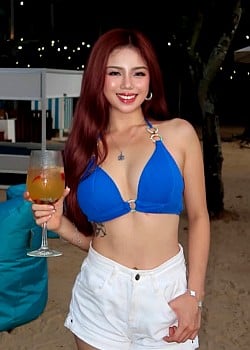 Siew Yong image 1 of 2