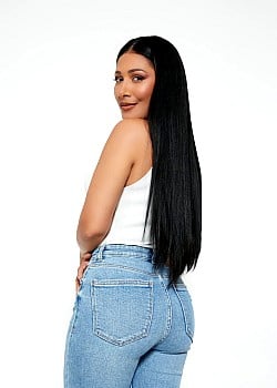 Simaria Mendes image 4 of 4