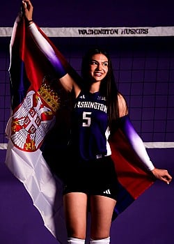 Simona Mateska image 2 of 3