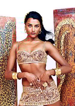 Simone Ashley image 2 of 4