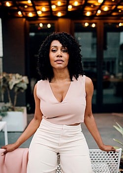Simone Missick image 2 of 2