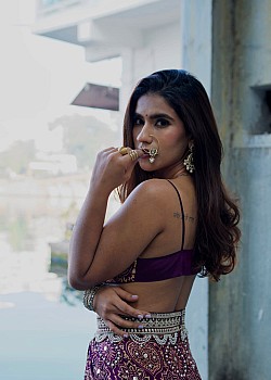 Simran Choudhary image 3 of 4