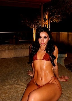 Sissa (Onlyfans) image 2 of 3
